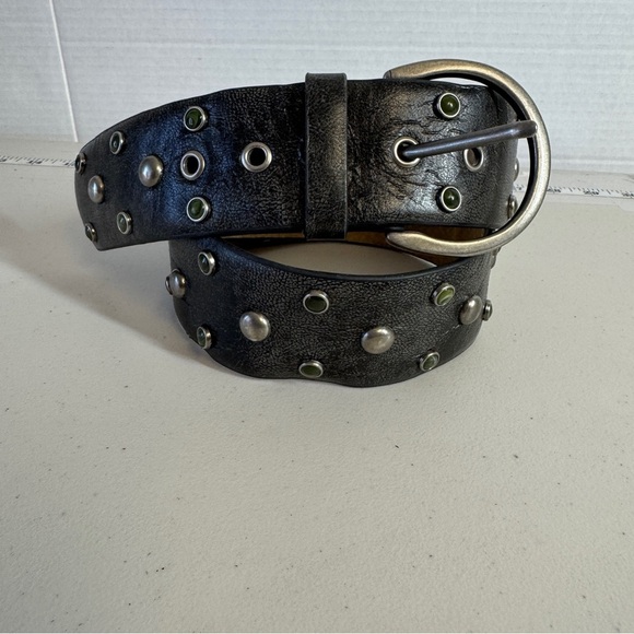 Steve Madden Black Leather Studded Grommet Punk Rock Grunge Y2K Belt Size M - Picture 3 of 11